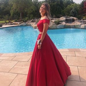 Red Prom dress